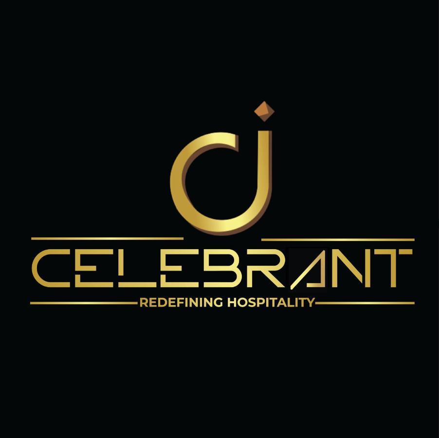 Celebrant Hotel バラナシ エクステリア 写真